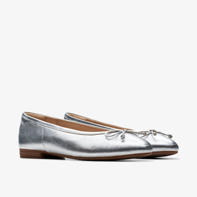 Womens - Fawna Lily