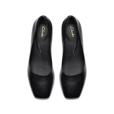 Womens -  Fernie Court Black Leather