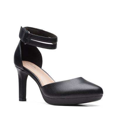 Womens - Ambyr Skip Black Leather