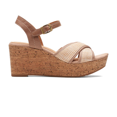 Elleri Plum